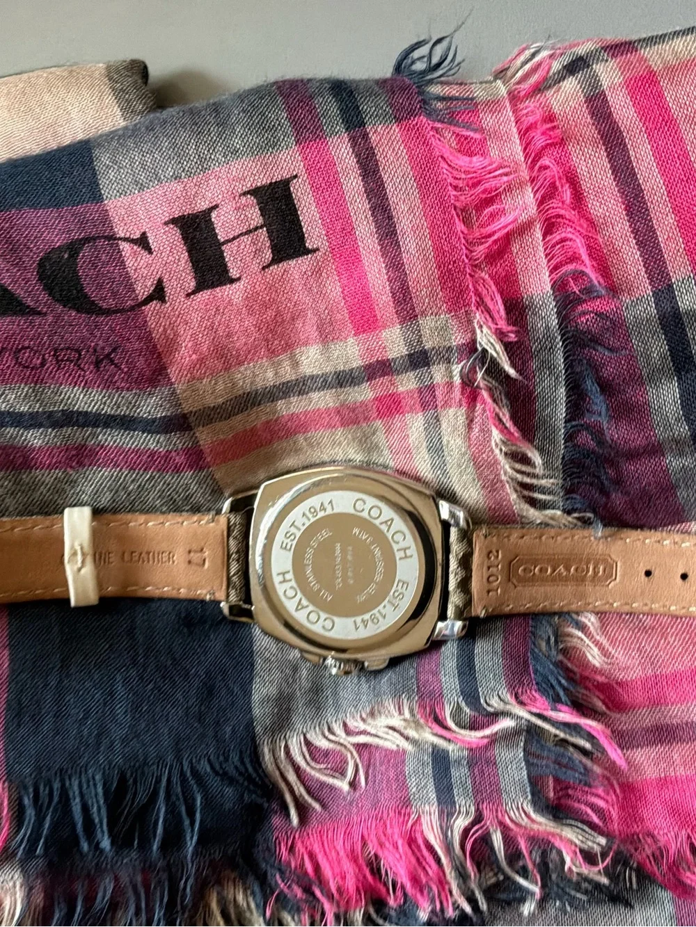 Coach Boyfriend Chronograph Signature Women’s Watch | New Battery 7/15/2026 - Picture 14 of 14